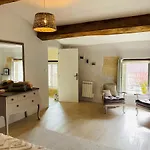 La Vigne D'or Bed & Breakfast Teuillac
