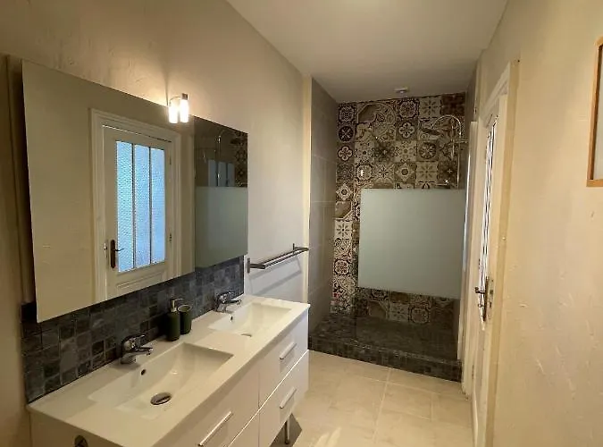 فندق مبيت وإفطار La Vigne D'or 4*